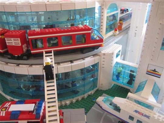 Monorail out of service with techs