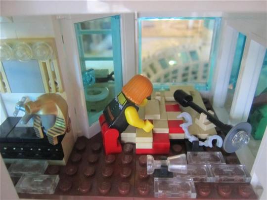 Hotel room aftermath